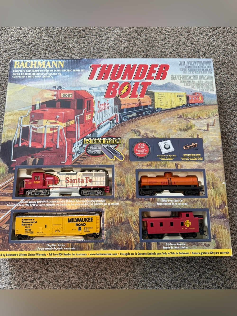 Bachmann HO Scale Electric Train Set Santa Fe Thunderbolt E-Z Track System #0061